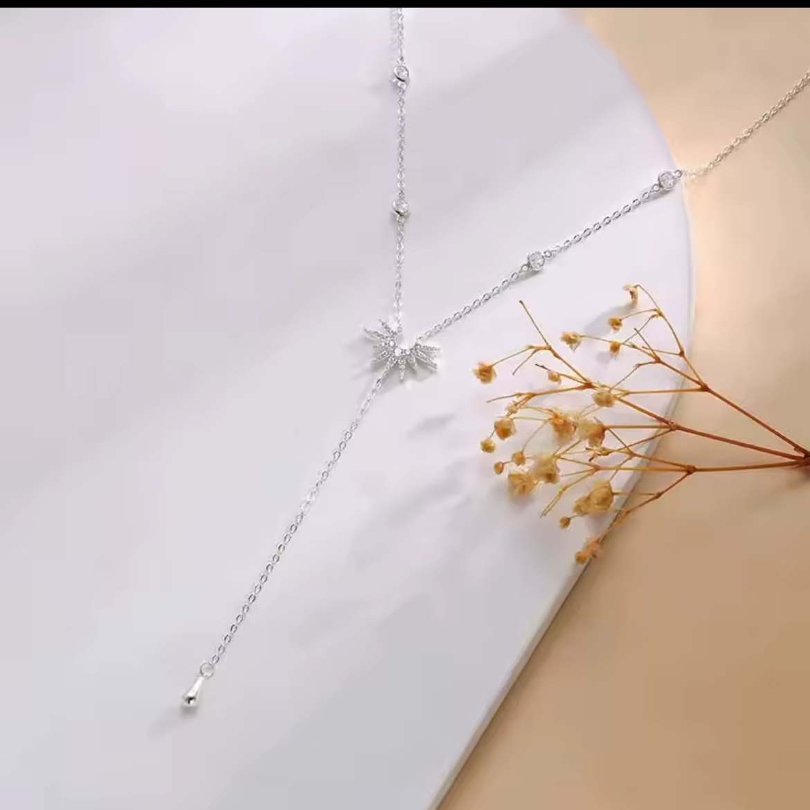 Collier doré soleil